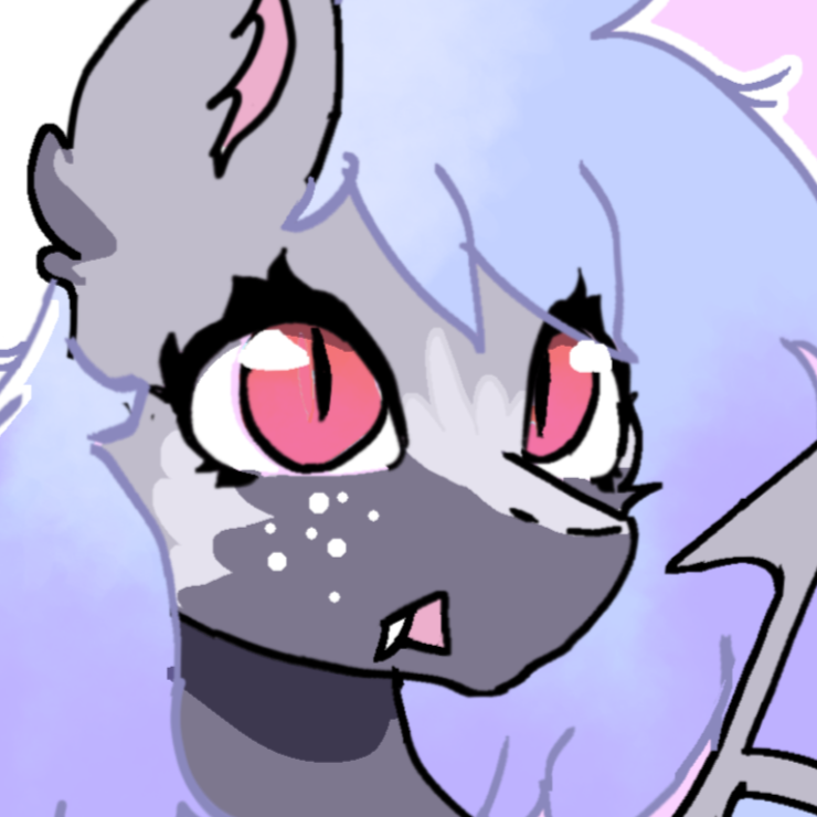 Profile picture for Luna Foxtrot