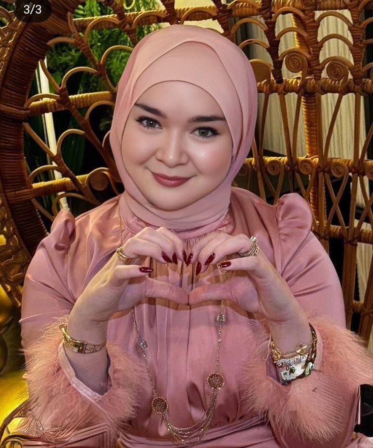 Gull gullana (poshto) artwork