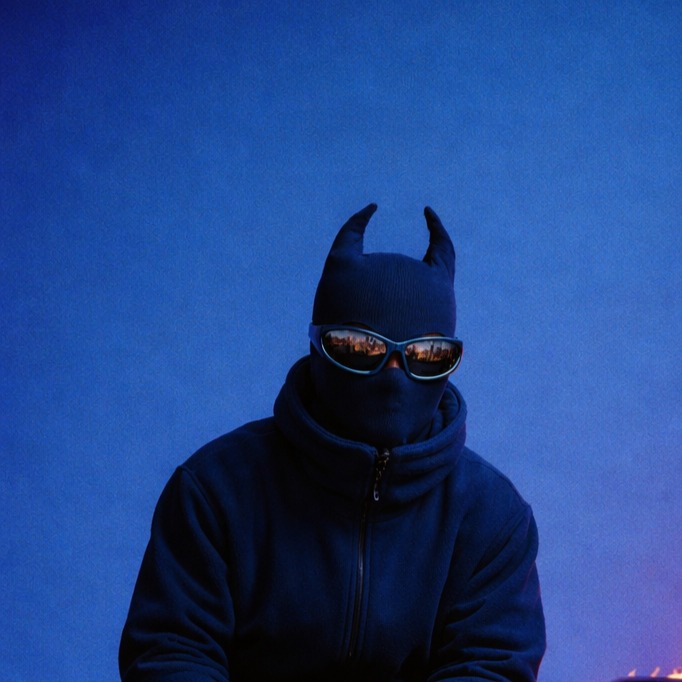 Profile picture for BLEU.