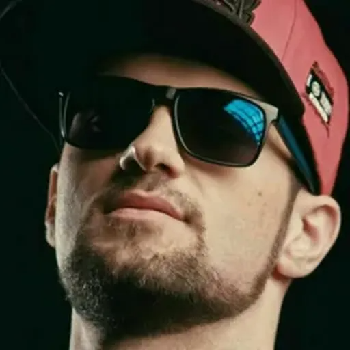 Profile picture for Dmitry 'Shine' Isanin