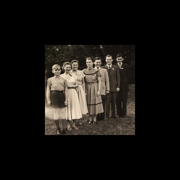 Sieben Namen, ein Zuhause – Cover