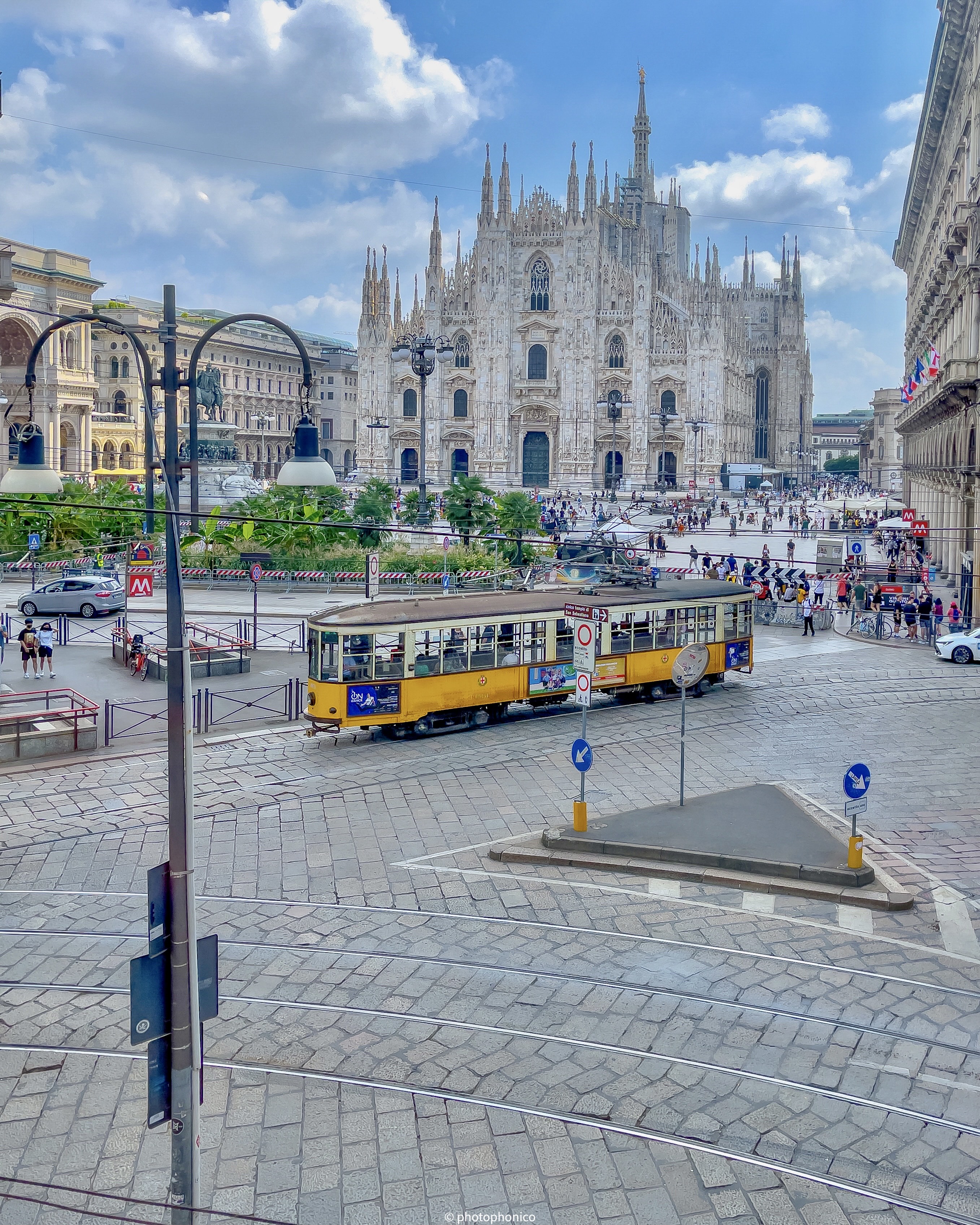 Vorrei volare sopra Milano artwork