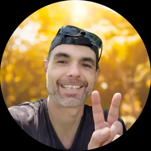 Profile picture for francislArtIste