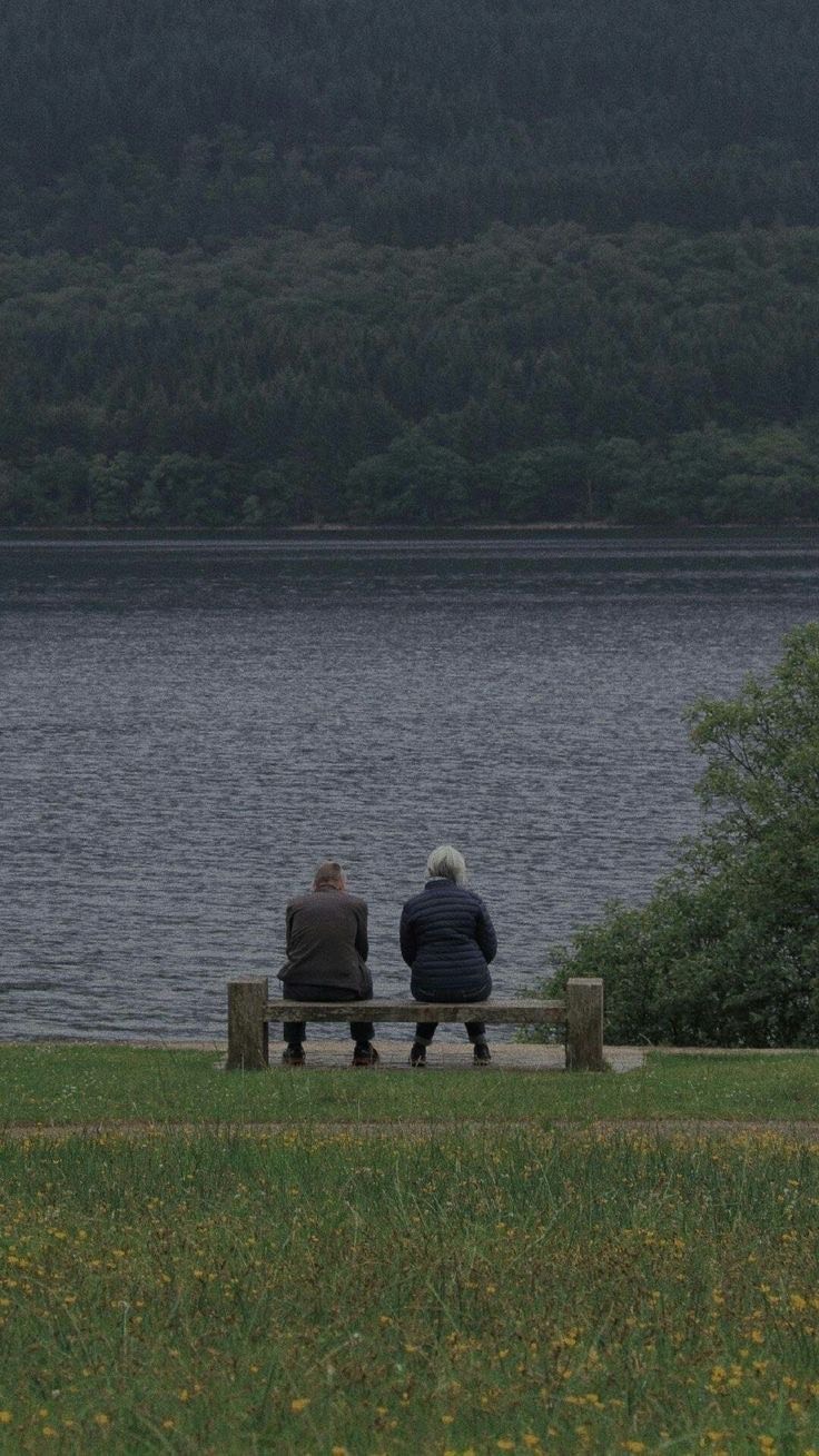 bench artwork