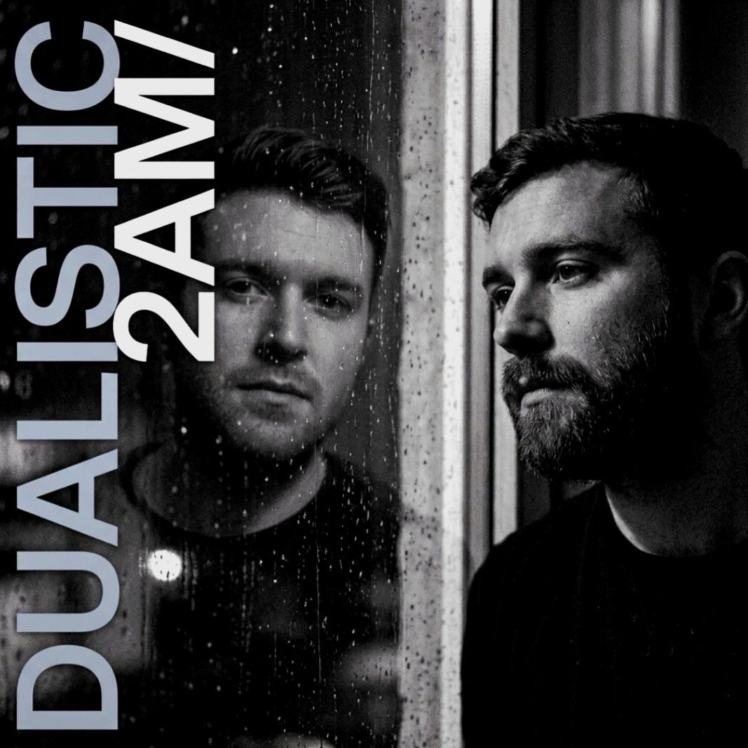 2AM/DUALISTIC artwork