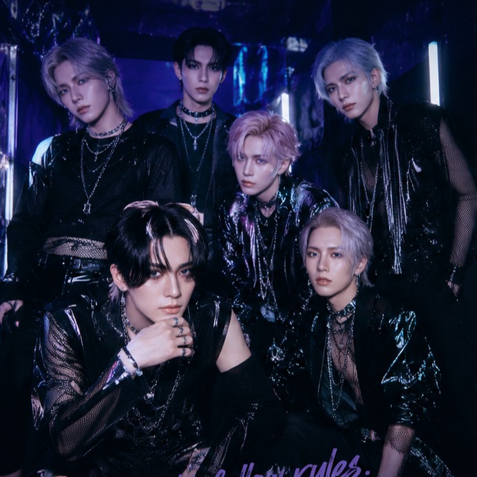 『Cosmetic Club - TOUGH Version』  コスメ系男子 artwork