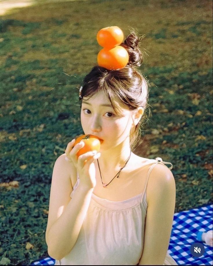 O-ORANGE - NORA