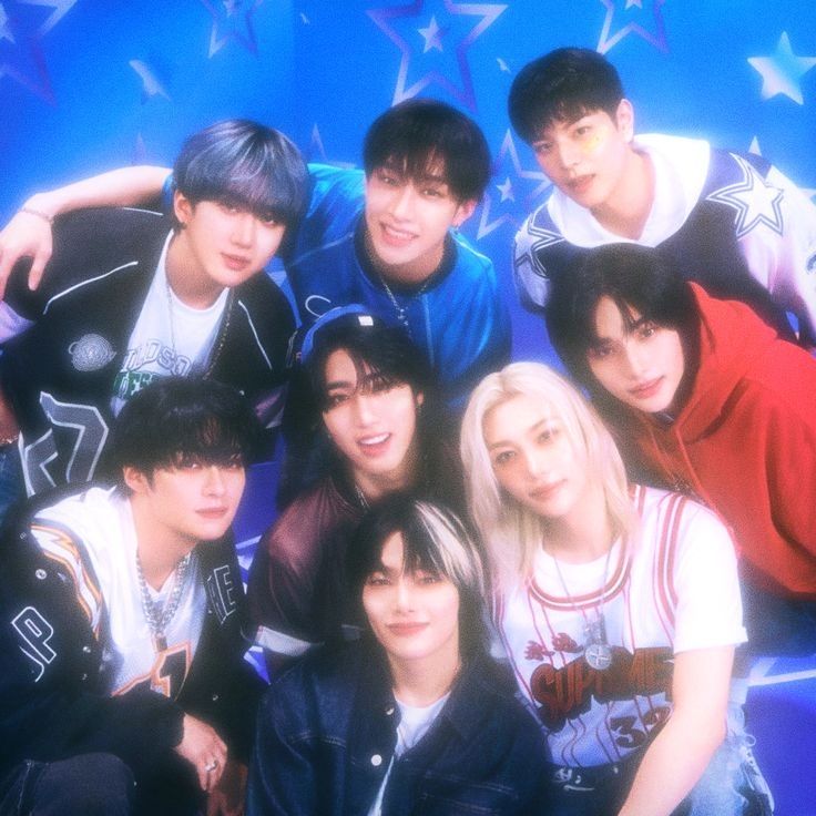 STRAY KIDS-𝕄𝕚𝕣𝕠𝕙 (ft.ASTRA) artwork
