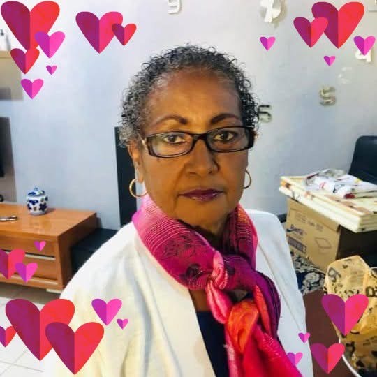 Tia Zizi vive entre nós ❤️ artwork