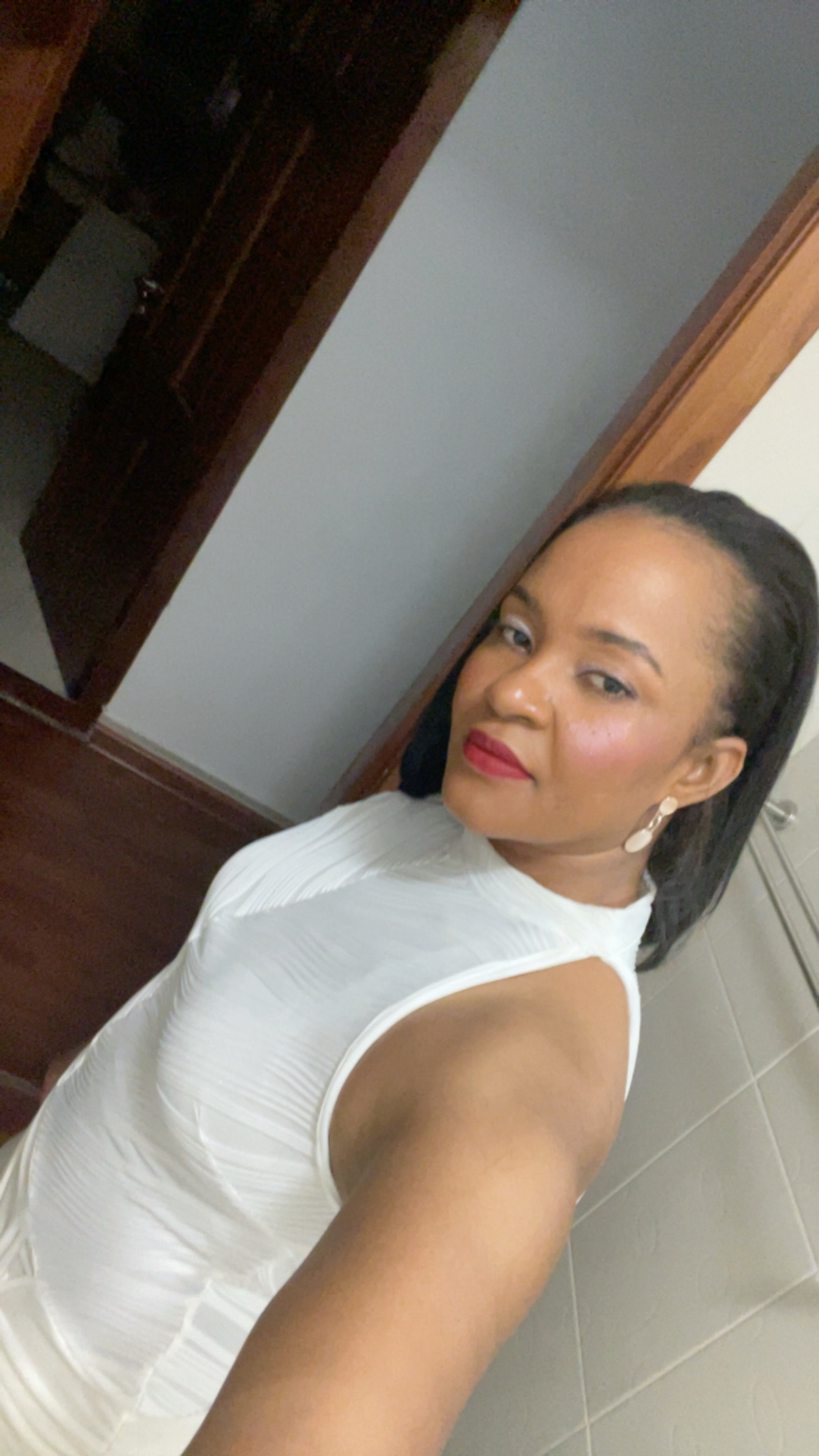 Bia❤️❤️❤️❤️🇦🇴 artwork