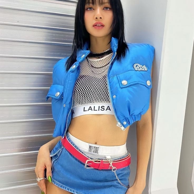 MONEY-MONEY-MONEY (Ver.)-LISA artwork