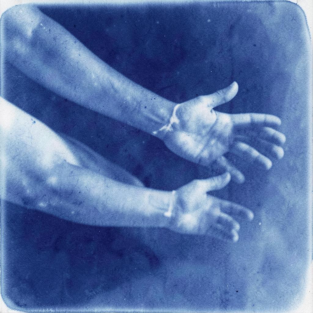hands that speak artwork