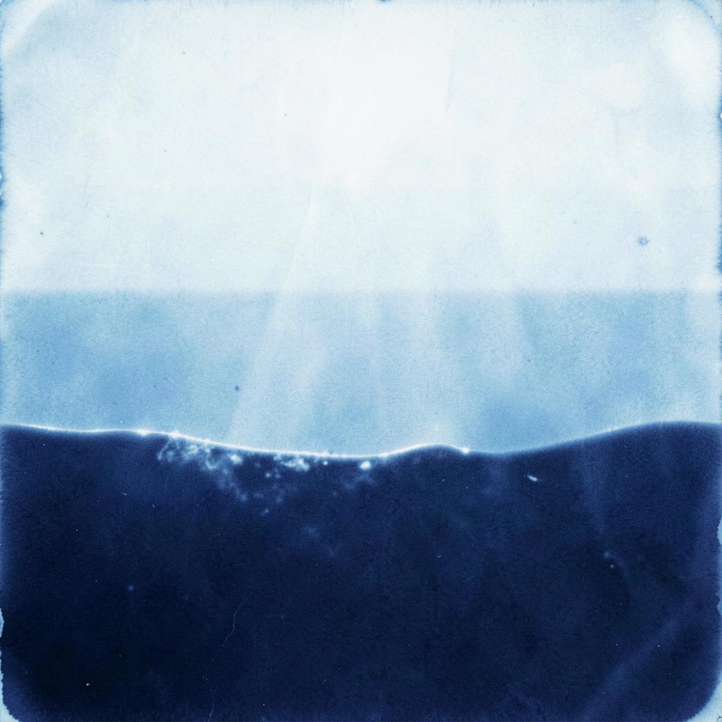 TRACK 3: LOW HORIZON artwork