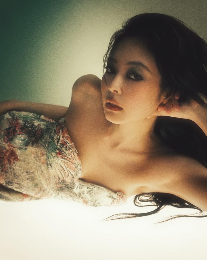 L: 3rd SINGLE ALBUM