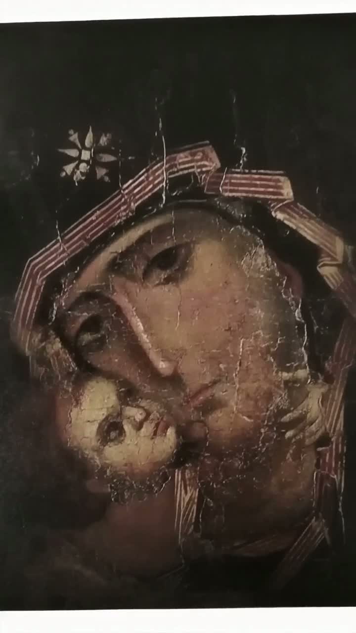 А в России всё непросто... artwork