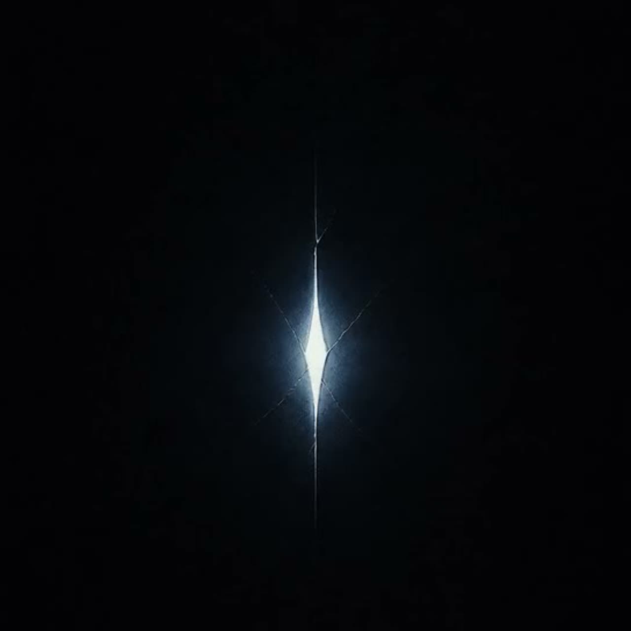 まだ光ってる artwork
