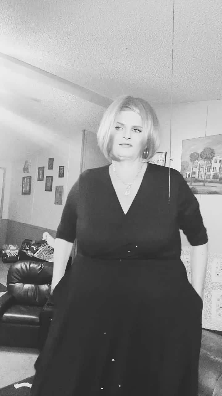 Mimi Strong 1