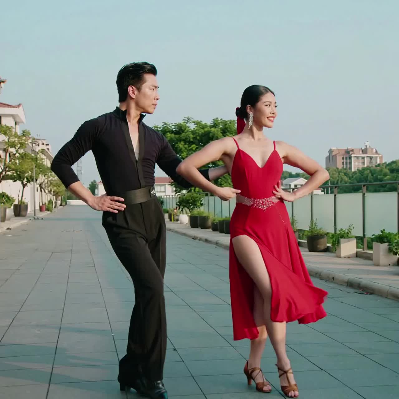 Ba mươi có già chưa anh? artwork