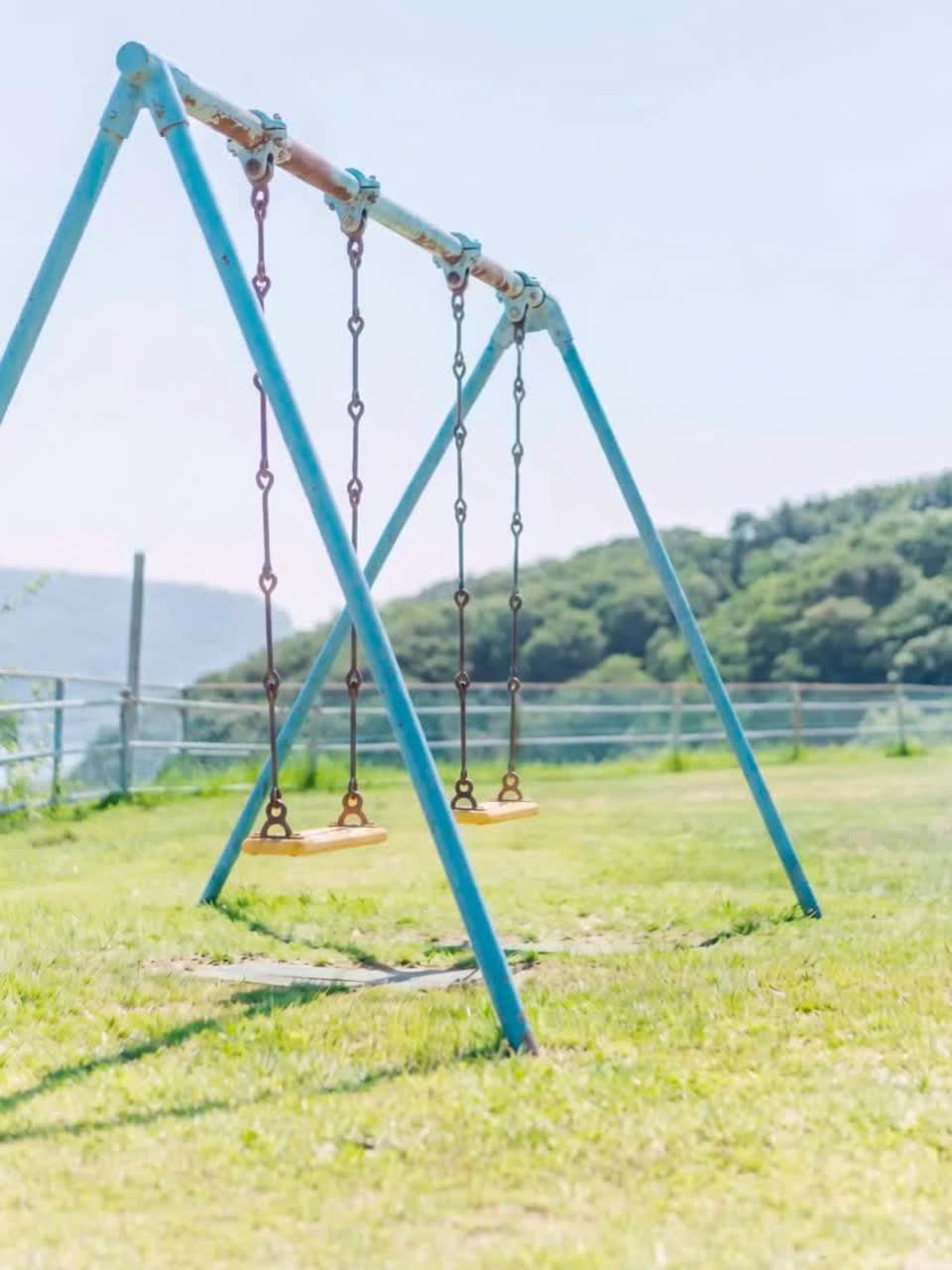 [Inst] ブランコを漕いだ日(The day I swung on the swing) artwork